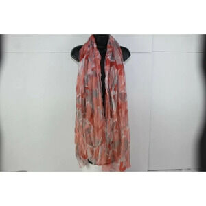 ladies colorful long scarf in very good shape